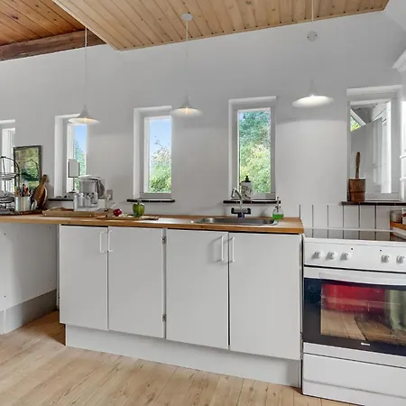 Stunning In With Kitchen